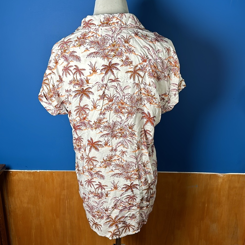 Hawaiian shirt - Picture 4 of 7